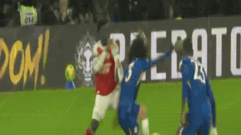 杰夫-格林高效表现，投篮命中率超五成，贡献13分3板助力球队胜利