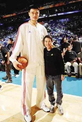 名涉案足球 名涉案足球