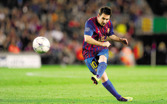 他不屈的拼 他不屈的拼